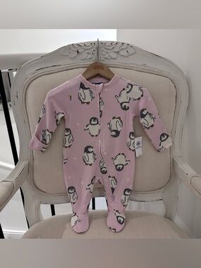 🤍 0~3 Mth Soft Cozy Pink Penguin Print Footed One-Piece for Baby Girl NWT
